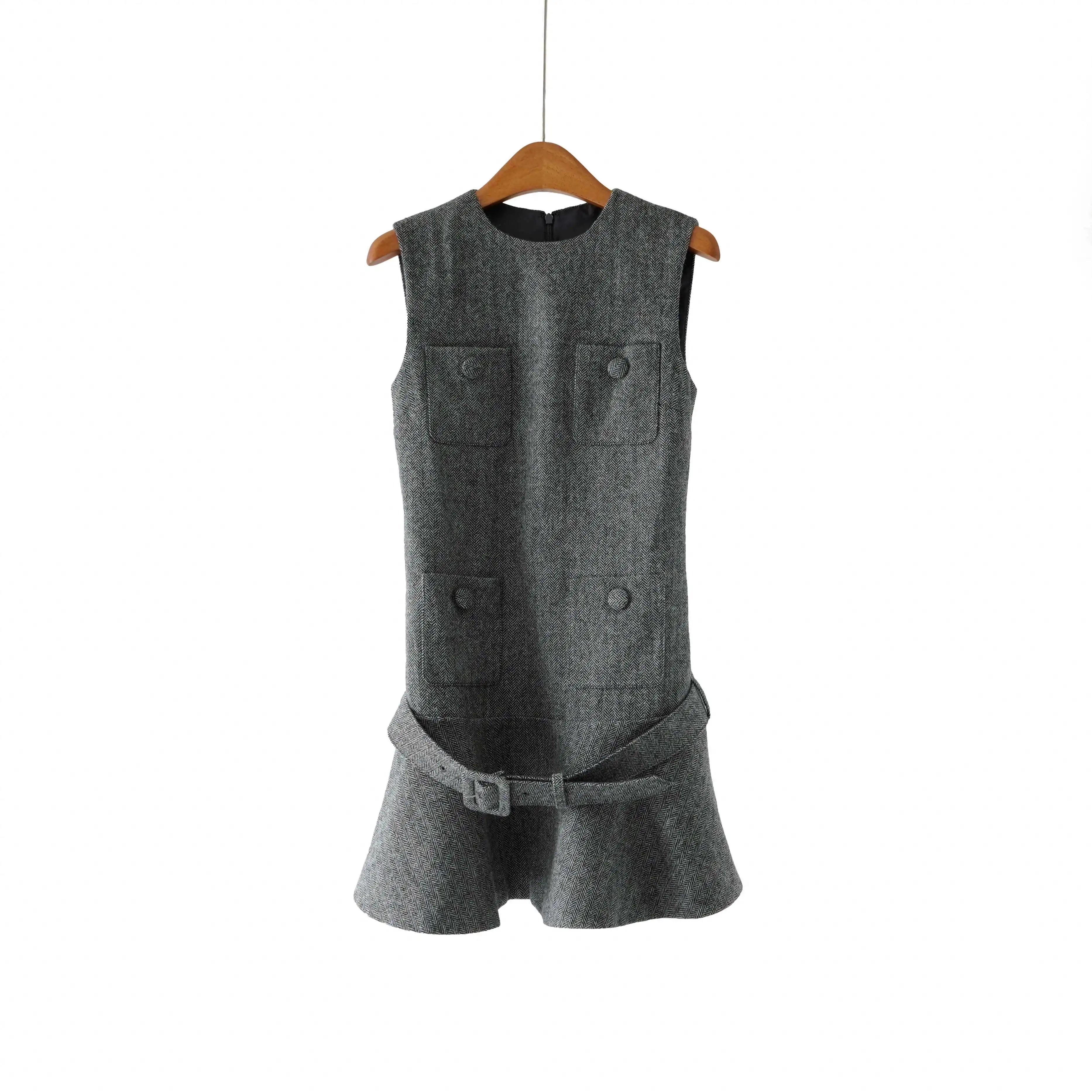 Mixed Color Sheep Dress with Belt